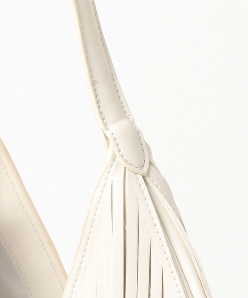 Ray BEAMS（レイビームス）の「HELOYSE / texas shoulder bag（トートバッグ・レディース・ブラック/ホワイト・ONE SIZE）」の6枚目の写真