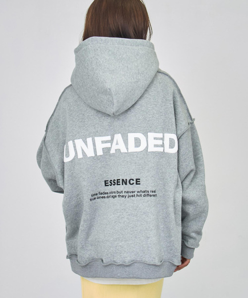 ANAP（アナップ）の「アウトシーム 裏起毛 スウェット フーディー（パーカー・レディース・グレー/ネイビー/ダークグレー・F）」の5枚目の写真