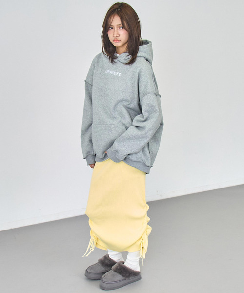 ANAP（アナップ）の「アウトシーム 裏起毛 スウェット フーディー（パーカー・レディース・グレー/ネイビー/ダークグレー・F）」の9枚目の写真