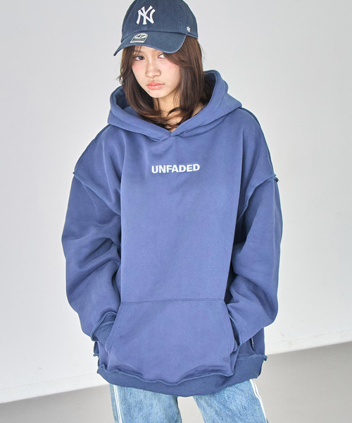 ANAP（アナップ）の「アウトシーム 裏起毛 スウェット フーディー（パーカー・レディース・グレー/ネイビー/ダークグレー・F）」の12枚目の写真