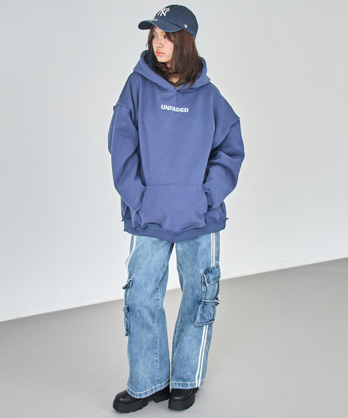 ANAP（アナップ）の「アウトシーム 裏起毛 スウェット フーディー（パーカー・レディース・グレー/ネイビー/ダークグレー・F）」の14枚目の写真