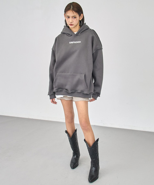 ANAP（アナップ）の「アウトシーム 裏起毛 スウェット フーディー（パーカー・レディース・グレー/ネイビー/ダークグレー・F）」の20枚目の写真