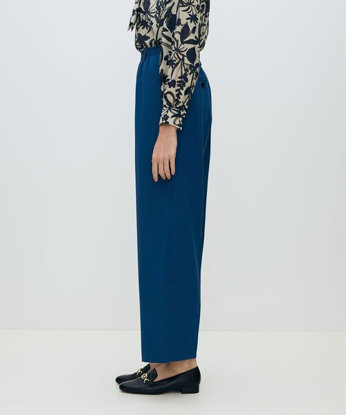 TOMORROWLAND collection（トゥモローランドコレクション）の「ブロークンオックス ストレートパンツ（その他パンツ・レディース・ネイビー/ベージュ/ブルー・36/34）」の4枚目の写真