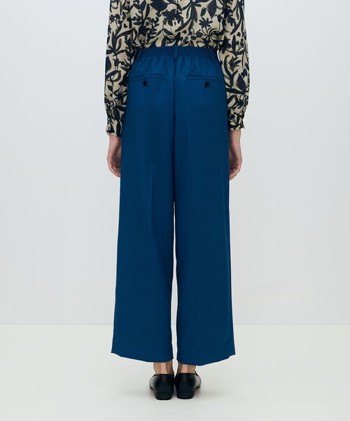 TOMORROWLAND collection（トゥモローランドコレクション）の「ブロークンオックス ストレートパンツ（その他パンツ・レディース・ネイビー/ベージュ/ブルー・36/34）」の5枚目の写真