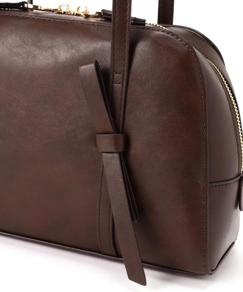 NATURAL BEAUTY BASIC（ナチュラルビューティーベーシック）の「◇アシメリボンボストンバッグ（ボストンバッグ・レディース・ダークブラウン/オフホワイト・ﾌﾘ-）」の3枚目の写真
