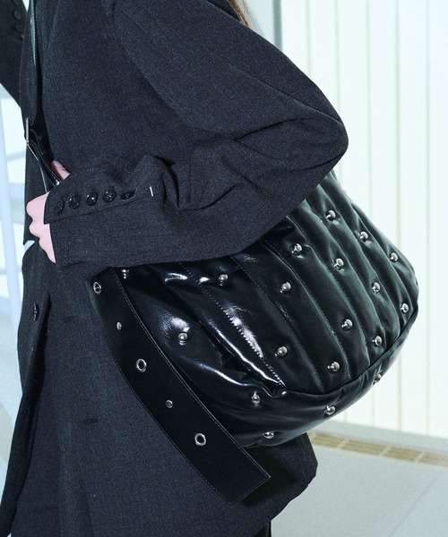 seyto(セイト)の「Studs padded sholder bag / スタッズパデットショルダーバッグ(ショルダーバッグ・メンズ・ブラック/ブラウン・FREE)」の13枚目の写真