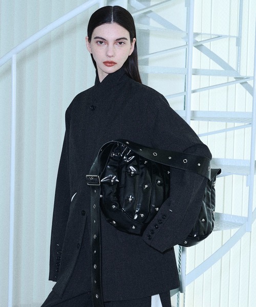 seyto(セイト)の「Studs padded sholder bag / スタッズパデットショルダーバッグ(ショルダーバッグ・メンズ・ブラック/ブラウン・FREE)」の20枚目の写真