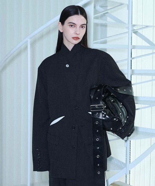 seyto(セイト)の「Studs padded sholder bag / スタッズパデットショルダーバッグ(ショルダーバッグ・メンズ・ブラック/ブラウン・FREE)」の21枚目の写真