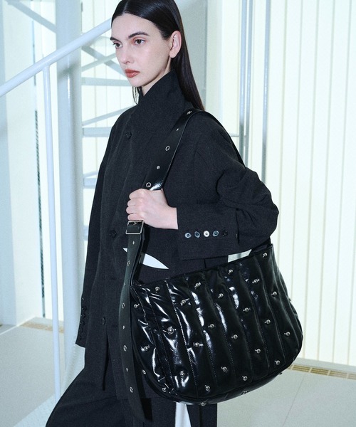 seyto(セイト)の「Studs padded sholder bag / スタッズパデットショルダーバッグ(ショルダーバッグ・メンズ・ブラック/ブラウン・FREE)」の8枚目の写真