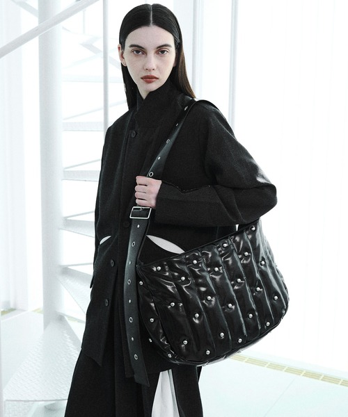 seyto(セイト)の「Studs padded sholder bag / スタッズパデットショルダーバッグ(ショルダーバッグ・メンズ・ブラック/ブラウン・FREE)」の10枚目の写真
