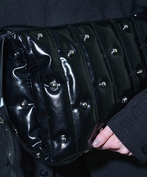 seyto(セイト)の「Studs padded sholder bag / スタッズパデットショルダーバッグ(ショルダーバッグ・メンズ・ブラック/ブラウン・FREE)」の16枚目の写真