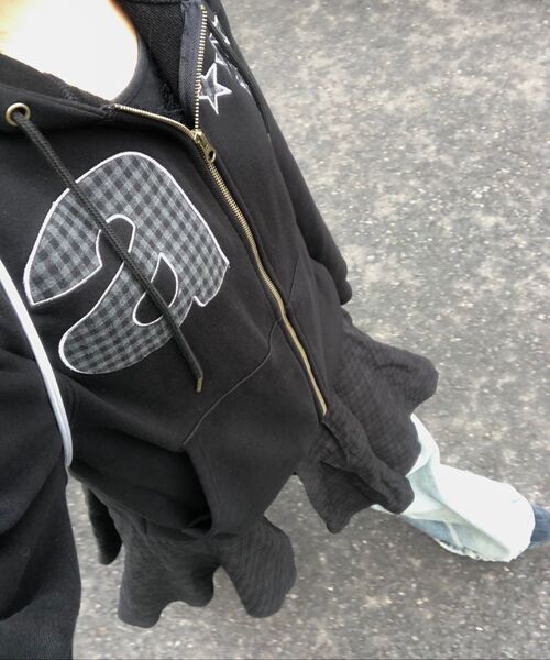 THECOLDESTMOMENT(ザコールデストモーメント)の「TCM at hooded zip-up (black)(パーカー・レディース・その他・S/M/L)」の16枚目の写真