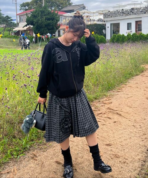 THECOLDESTMOMENT(ザコールデストモーメント)の「TCM at hooded zip-up (black)(パーカー・レディース・その他・S/M/L)」の18枚目の写真