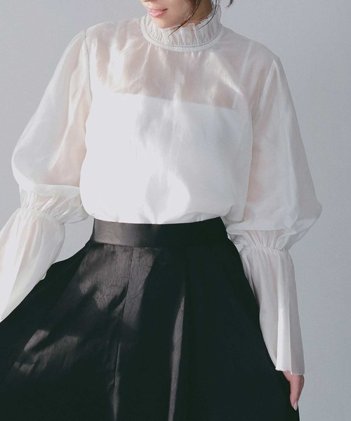AJUGA.（アジュガ）の「フレアスリーブ スタンドネックシアーブラウス【セレモニー/オケージョン】（シャツ/ブラウス・レディース・オフホワイト/ピンク/ブラック・FREE）」の10枚目の写真