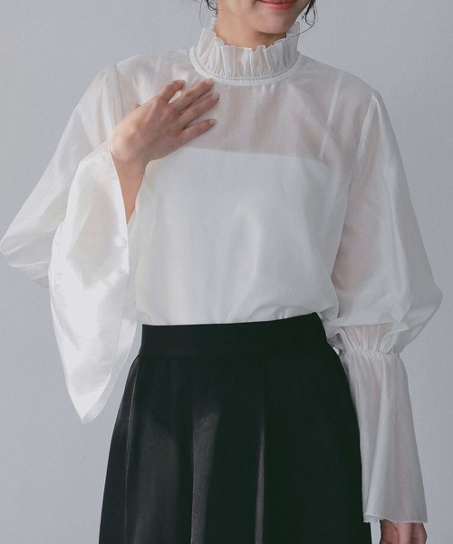 AJUGA.（アジュガ）の「フレアスリーブ スタンドネックシアーブラウス【セレモニー/オケージョン】（シャツ/ブラウス・レディース・オフホワイト/ピンク/ブラック・FREE）」の11枚目の写真