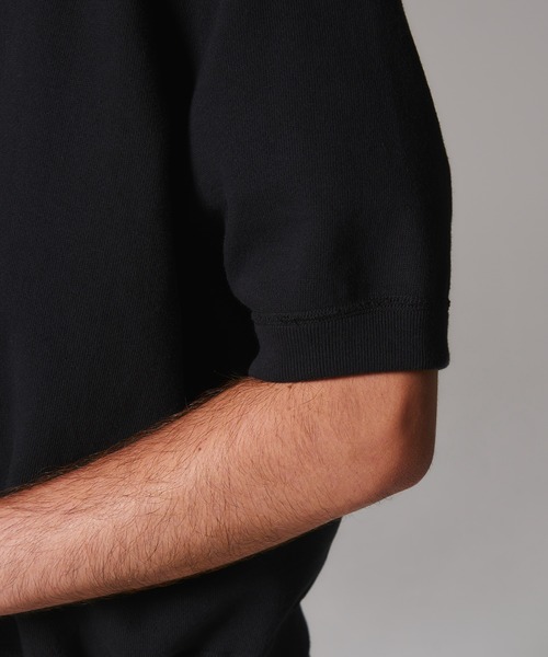 Champion(チャンピオン)の「【Champion/チャンピオン】メンズ TRUE TO ARCHIVES CRSS クルーネックスウェットシャツ(スウェット・メンズ・ネイビー/ブラック/ホワイト/ダークグリーン・X-LARGE/LARGE/MEDIUM/SMALL)」の7枚目の写真