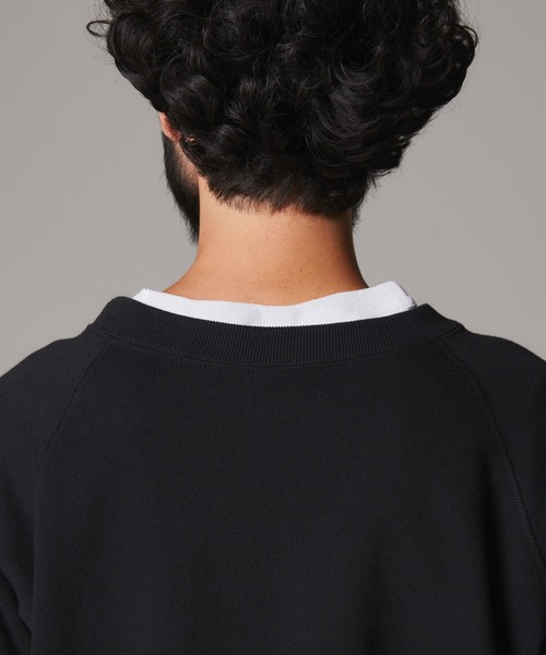 Champion(チャンピオン)の「【Champion/チャンピオン】メンズ TRUE TO ARCHIVES CRSS クルーネックスウェットシャツ(スウェット・メンズ・ネイビー/ブラック/ホワイト/ダークグリーン・X-LARGE/LARGE/MEDIUM/SMALL)」の8枚目の写真