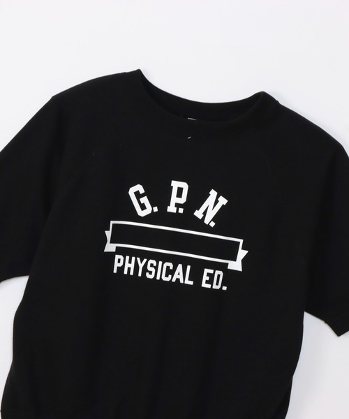 Champion(チャンピオン)の「【Champion/チャンピオン】メンズ TRUE TO ARCHIVES CRSS クルーネックスウェットシャツ(スウェット・メンズ・ネイビー/ブラック/ホワイト/ダークグリーン・X-LARGE/LARGE/MEDIUM/SMALL)」の15枚目の写真