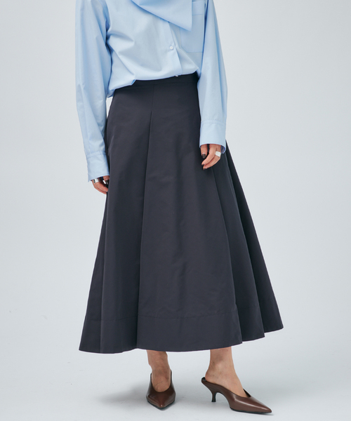 VERMEIL par iena(ヴェルメイユパーイエナ)の「タフタタックスカート(スカート・レディース・ネイビー・38/36)」の5枚目の写真