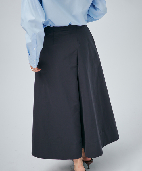 VERMEIL par iena(ヴェルメイユパーイエナ)の「タフタタックスカート(スカート・レディース・ネイビー・38/36)」の8枚目の写真