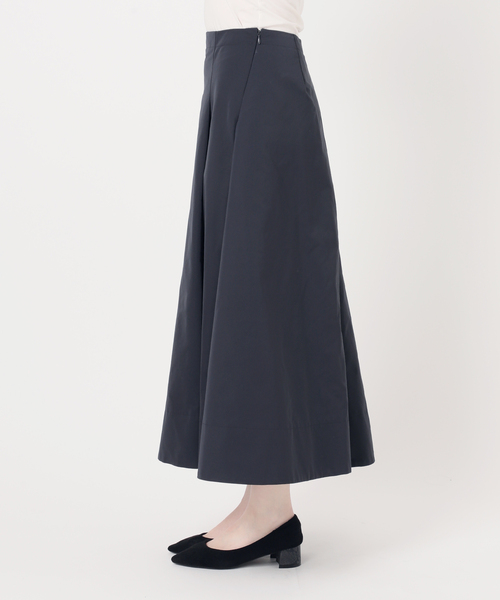 VERMEIL par iena(ヴェルメイユパーイエナ)の「タフタタックスカート(スカート・レディース・ネイビー・38/36)」の11枚目の写真