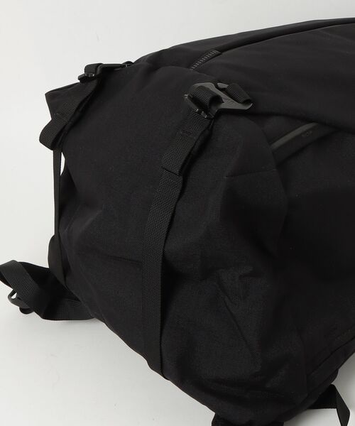 GREGORY(グレゴリー)の「アウトセット24 OUTSET 24 オニクスブラック(バックパック/リュック・メンズ・ブラック・ONE SIZE)」の2枚目の写真