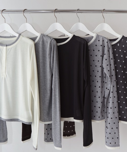 Mili affinity(ミリアフィニティー)の「ヘンリーネックレイヤード配色シアーロンT(Tシャツ/カットソー・レディース・ブラック/オフホワイト/グレー/グレー系/ブラック系・FREE)」の6枚目の写真
