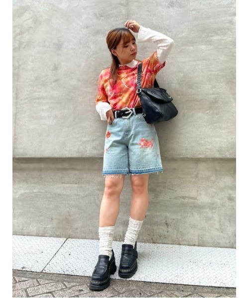 Desigual(デシグアル)の「レース刺繍×フレアスリーブカラー付き フロントボタンタイトフィットカーディガン【2色展開】(Tシャツ/カットソー・レディース・ホワイト/グリーン・S/M/L/XL)」の2枚目の写真