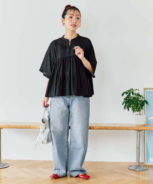 FREAK'S STORE（フリークスストア）の「限定展開　インド タック 切り替え フレア ブラウス（シャツ/ブラウス・レディース・ブラック/オフホワイト/ブルー/ライトピンク/イエロー・ﾌﾘ-）」の7枚目の写真