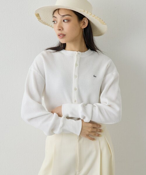 Whim Gazette(ウィムガゼット)の「サーマルヘンリープルオーバー(Tシャツ/カットソー・レディース・オフホワイト/グレー・FREE)」の2枚目の写真