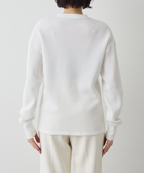 Whim Gazette(ウィムガゼット)の「サーマルヘンリープルオーバー(Tシャツ/カットソー・レディース・オフホワイト/グレー・FREE)」の10枚目の写真