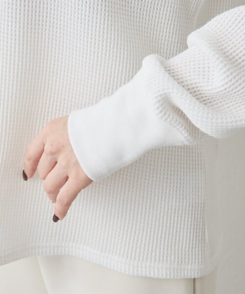 Whim Gazette(ウィムガゼット)の「サーマルヘンリープルオーバー(Tシャツ/カットソー・レディース・オフホワイト/グレー・FREE)」の3枚目の写真