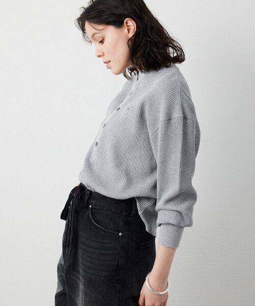 Whim Gazette(ウィムガゼット)の「サーマルヘンリープルオーバー(Tシャツ/カットソー・レディース・オフホワイト/グレー・FREE)」の13枚目の写真