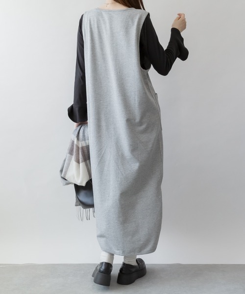 aity（アイティ）の「M-5L ミニ裏毛 スウェットVネックワンピース（ワンピース・レディース・ブラック/ライトカーキ/杢グレー・4L～5L/LL～3L/M～Ｌ）」の11枚目の写真