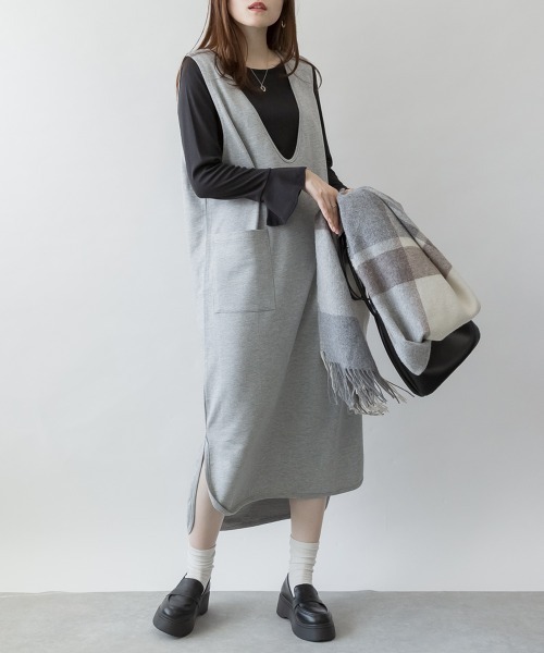 aity（アイティ）の「M-5L ミニ裏毛 スウェットVネックワンピース（ワンピース・レディース・ブラック/ライトカーキ/杢グレー・4L～5L/LL～3L/M～Ｌ）」の12枚目の写真