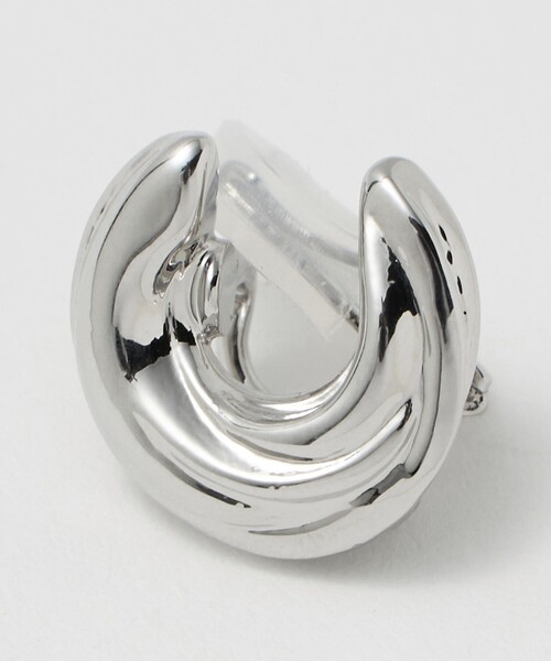 UNITED ARROWS（ユナイテッドアローズ）の「カービングC イヤリング（イヤリング・レディース・シルバー/ゴールド・FREE）」の7枚目の写真