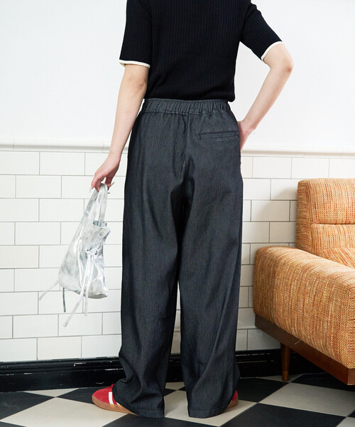 FREAK'S STORE（フリークスストア）の「限定展開　メッシュ デニム イージー パンツ(冷感・吸水速乾)（デニムパンツ・レディース・ブルー/グレー/ブラック/ネイビー・MEDIUM/SMALL）」の13枚目の写真