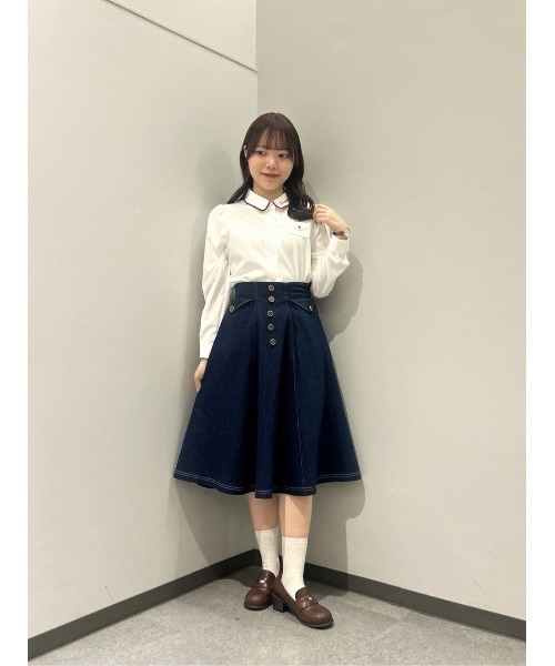 F i.n.t（フィント）の「ローズシーリング釦デニムフレアースカート/fint フィント（スカート・レディース・ブラック/インディゴブルー・FREE）」の10枚目の写真