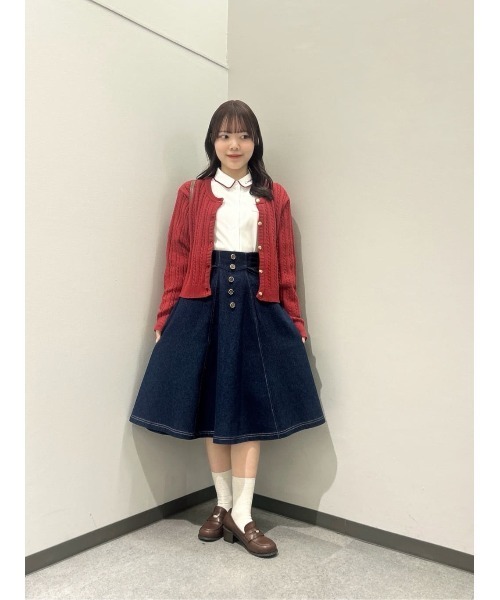 F i.n.t（フィント）の「ローズシーリング釦デニムフレアースカート/fint フィント（スカート・レディース・ブラック/インディゴブルー・FREE）」の6枚目の写真