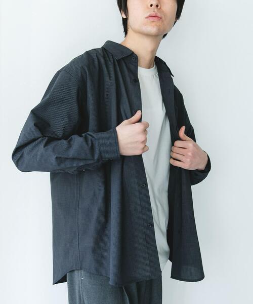 URBAN RESEARCH DOORS(アーバンリサーチドアーズ)の「TCブロードレギュラーカラーシャツ(シャツ/ブラウス・メンズ・ブルー系その他/ブラック系その他/ベージュ系その他・LARGE/MEDIUM)」の18枚目の写真
