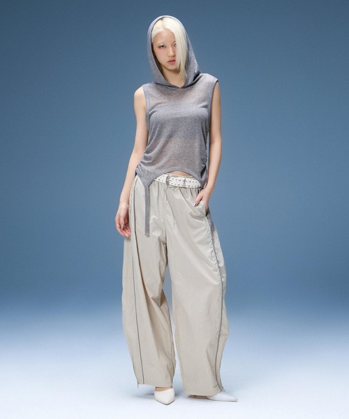 X-girl(エックスガール)の「BANANA SHAPE TRACK PANTS(その他パンツ・レディース・ブラック/ベージュ・S/M)」の6枚目の写真