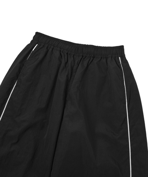 X-girl(エックスガール)の「BANANA SHAPE TRACK PANTS(その他パンツ・レディース・ブラック/ベージュ・S/M)」の19枚目の写真