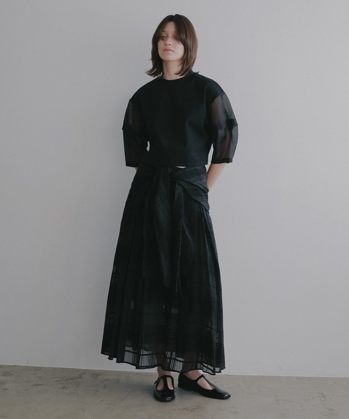 MANOF(マノフ)の「SHEER CHECK FLARE SKIRTS(スカート・レディース・ブラック/レッド/ベージュ・M/S)」の5枚目の写真