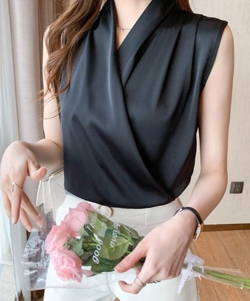 Forcement(フォースメント)の「一枚で上品ノースリーブシャーリングの立体感、夏服ブラウス(シャツ/ブラウス・レディース・ブラック/ベージュ/ホワイト/ピンク/グリーン・FREE)」の8枚目の写真