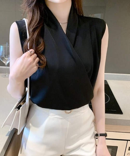 Forcement(フォースメント)の「一枚で上品ノースリーブシャーリングの立体感、夏服ブラウス(シャツ/ブラウス・レディース・ブラック/ベージュ/ホワイト/ピンク/グリーン・FREE)」の9枚目の写真