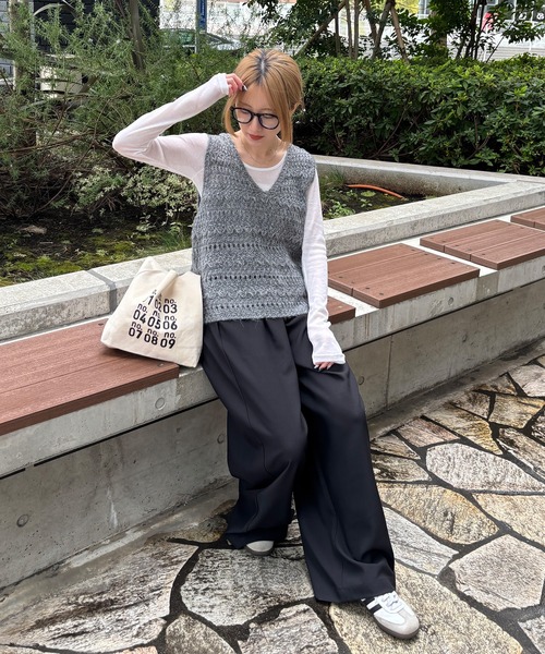 ISOOK(アイスー)の「【ISOOK / アイスー】ロングスリーブシアーロンT / 長袖 クルーネック 丸首 Tシャツ レイヤード トップス 重ね着 タイト インナー ピンク イエロー グレー ホワイト ZOZOTOWN限定(Tシャツ/カットソー・レディース・ホワイト/ライトグレー/ライトピンク/ライトイエロー・FREE)」の16枚目の写真