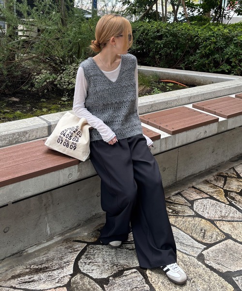 ISOOK(アイスー)の「【ISOOK / アイスー】ロングスリーブシアーロンT / 長袖 クルーネック 丸首 Tシャツ レイヤード トップス 重ね着 タイト インナー ピンク イエロー グレー ホワイト ZOZOTOWN限定(Tシャツ/カットソー・レディース・ホワイト/ライトグレー/ライトピンク/ライトイエロー・FREE)」の17枚目の写真