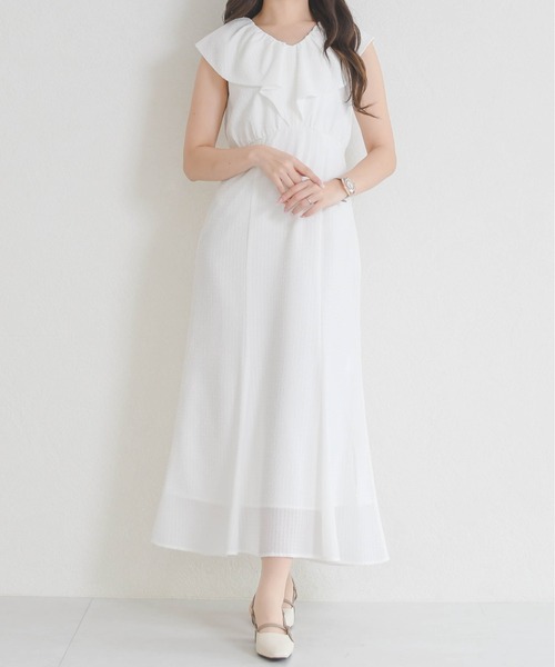 MISCH MASCH（ミッシュマッシュ）の「2026春夏新作 エンボスビッグカラーワンピース（ワンピース・レディース・ブラック/ライトブルー/ホワイト・S/M）」の9枚目の写真