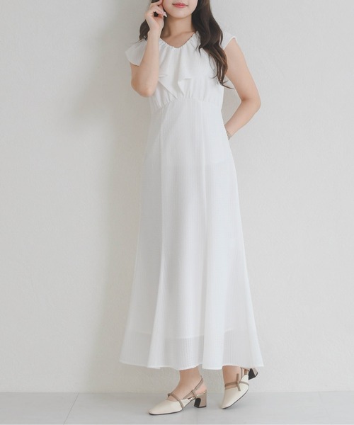 MISCH MASCH（ミッシュマッシュ）の「2026春夏新作 エンボスビッグカラーワンピース（ワンピース・レディース・ブラック/ライトブルー/ホワイト・S/M）」の8枚目の写真