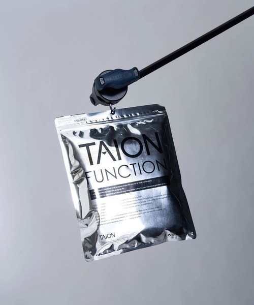TAION(タイオン)の「【TAION(タイオン)】〈ウィメンズ〉ファンクションT UV 接触冷感 抗菌 速乾 ストレッチ 微細通気孔クール Tシャツ-レギュラー(Tシャツ/カットソー・レディース・ホワイト/ブラック/チャコール・S/M/L/XL)」の10枚目の写真